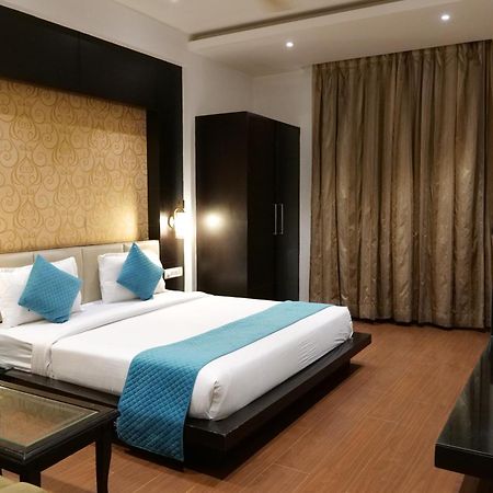 Hotel Anand Castle Kashipur Zewnętrze zdjęcie