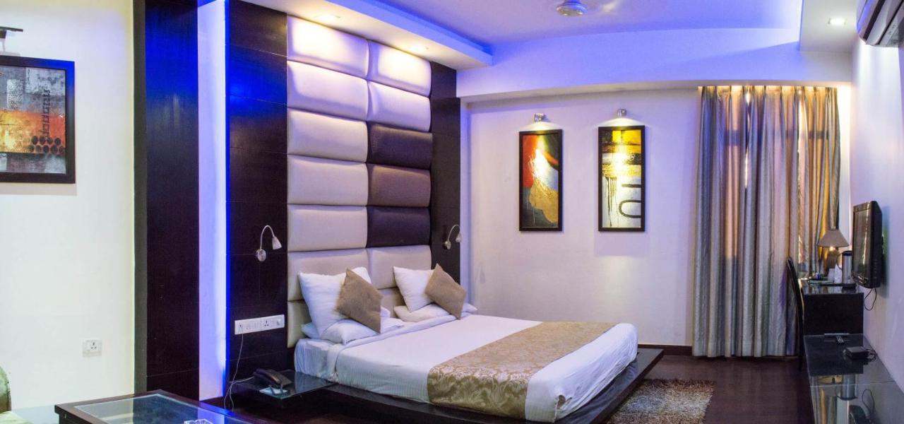 Hotel Anand Castle Kashipur Zewnętrze zdjęcie