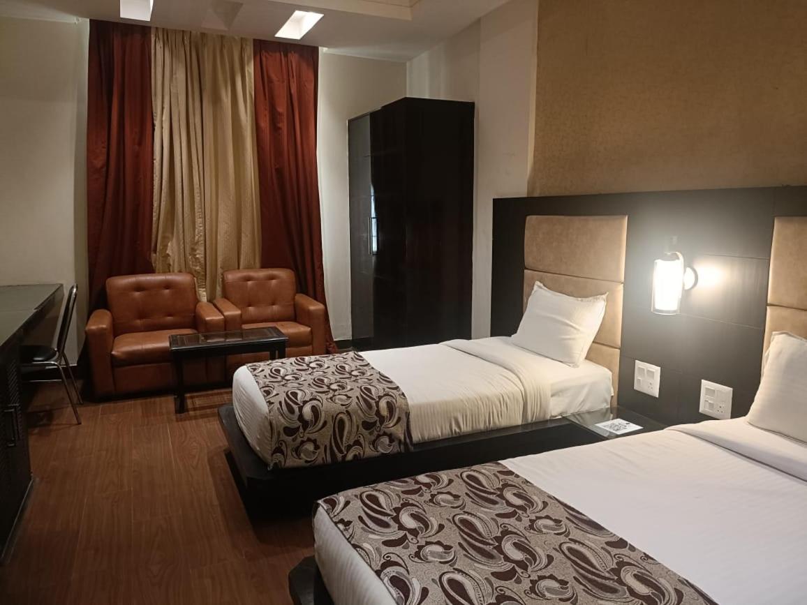 Hotel Anand Castle Kashipur Zewnętrze zdjęcie